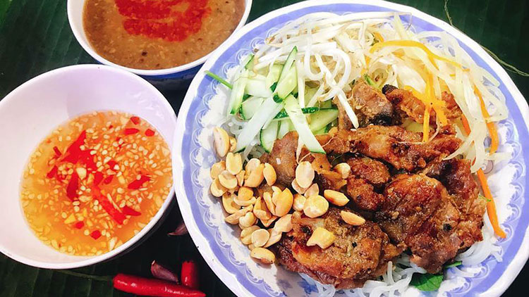 Grilled pork vermicelli noodles - Hue