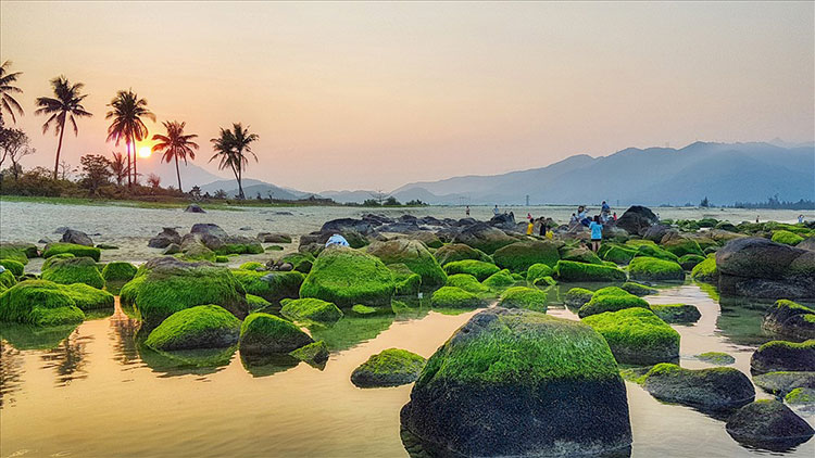 Sunset at Nam O beach