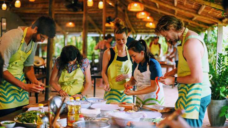 Thuan Tnh cooking class