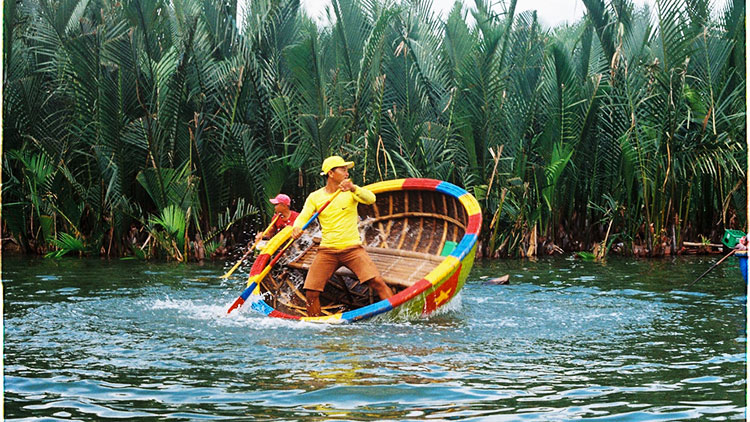 Basket boat - the symbol of Vietnam