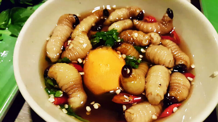 Coconut worms with fish sauce