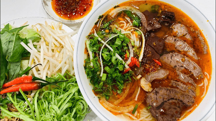 Hue beef noodle