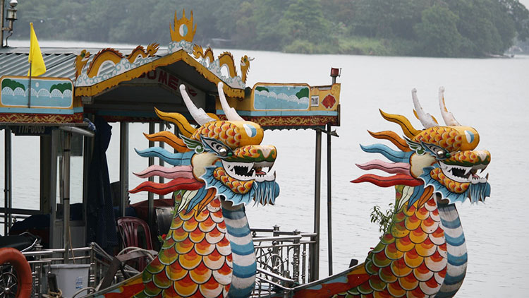 dragon boats at Perfume river