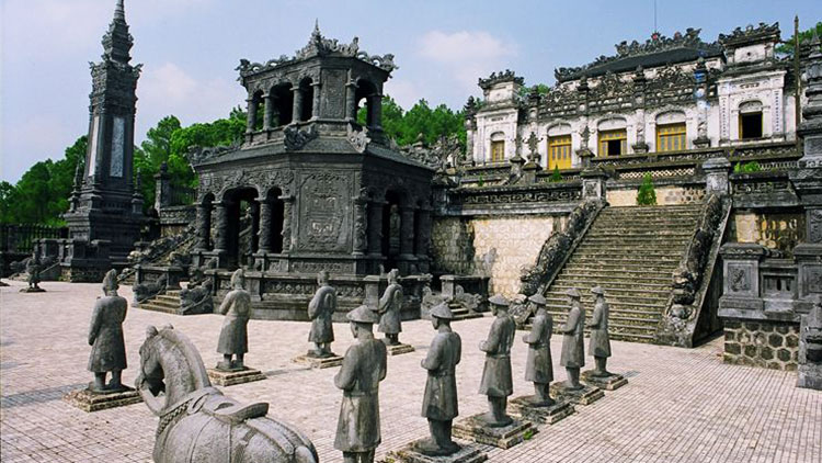 Statues at Khai Dinh tomb-Hue