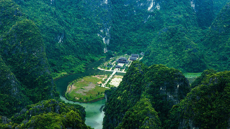 Trang An-Ninh Binh